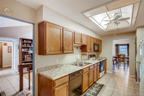 11924 E Maple Ave, Aurora, CO 80012 photo 14
