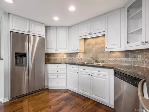 Kitchen - 8100 E Union Ave #1408, Denver, CO 80237 photo 2 of 4