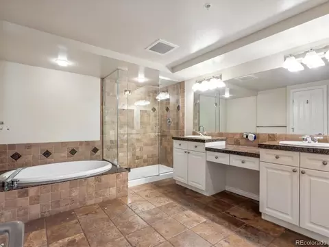 Bath - 8100 E Union Ave #1408, Denver, CO 80237 photo 2 of 4