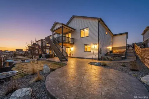 5426 Riverbend Ave, Longmont, CO 80504
