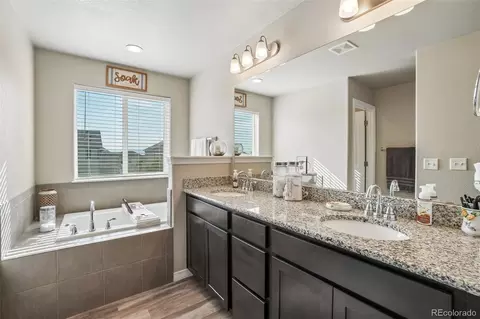 Bath - 4988 Priors Dr, Windsor, CO 80550 photo 2 of 5