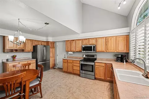 Kitchen - 9875 Iris St, Broomfield, CO 80021 photo 1 of 3
