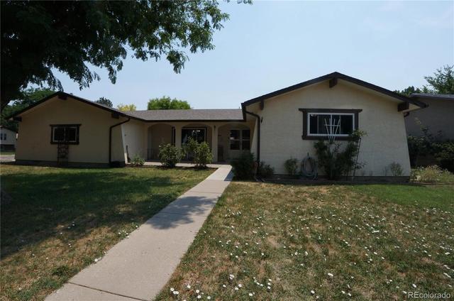 2 Verdosa Dr, Pueblo, CO 81005
