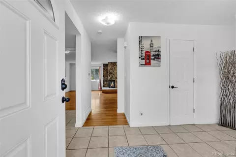 Entry Way - 12005 E Yale Ave, Aurora, CO 80014 photo 2 of 3