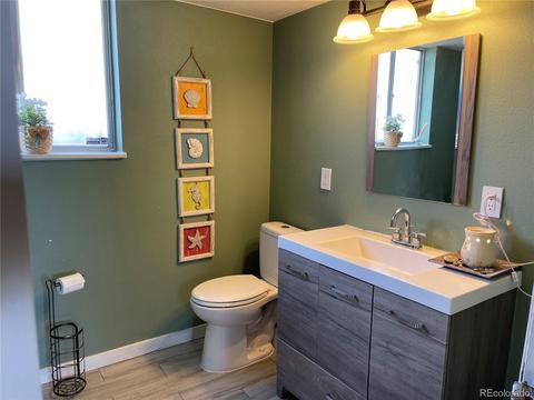 12191 E Stoll Pl, Denver, CO 80239 photo 16