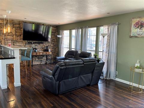 12191 E Stoll Pl, Denver, CO 80239 photo 3