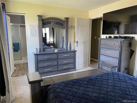 12191 E Stoll Pl, Denver, CO 80239 photo 8