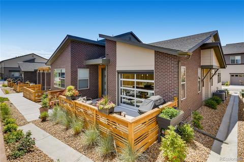 19509 E Sunset Cir, Centennial, CO 80015 photo 2