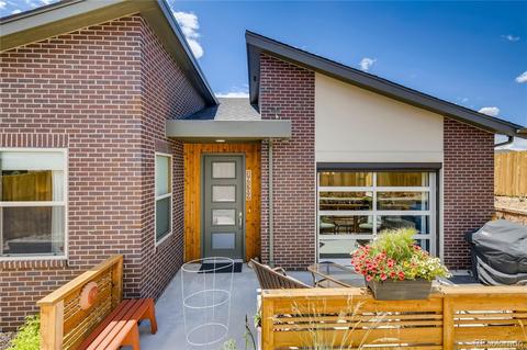 19509 E Sunset Cir, Centennial, CO 80015 photo 1
