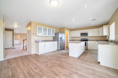 4988 Perth Ct, Denver, CO 80249 photo 4