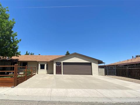 226 Crest St, Rangely, CO 81648 photo 2