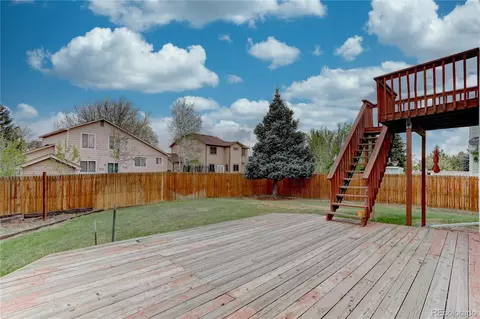 Exterior - 4913 S Dunkirk Way, Centennial, CO 80015 photo 5 of 8