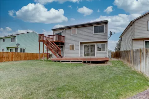 Exterior - 4913 S Dunkirk Way, Centennial, CO 80015 photo 6 of 8