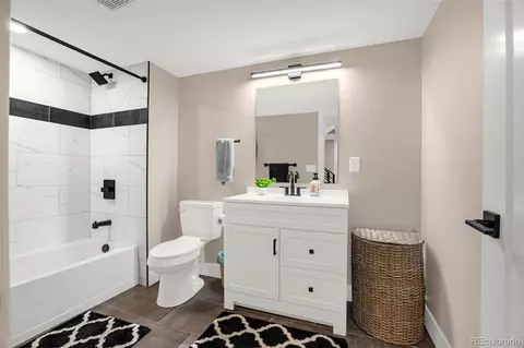2625 N Steele St, Denver, CO 80205 photo 32