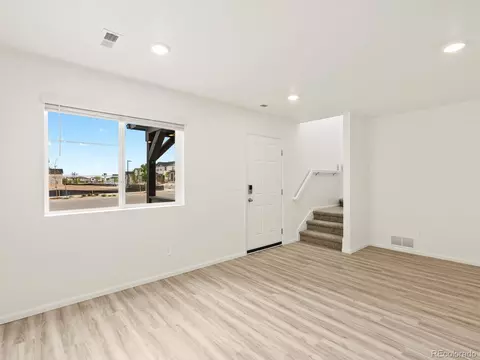 21074 E 65th Dr, Aurora, CO 80019 photo 5