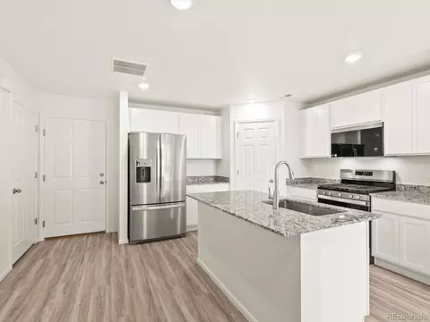 21074 E 65th Dr, Aurora, CO 80019 photo 9