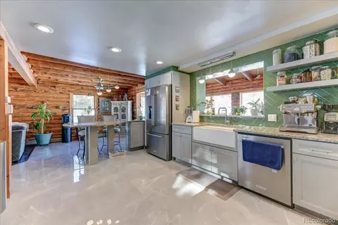 Kitchen - 8752 S Ault Ln, Morrison, CO 80465 photo 3 of 4