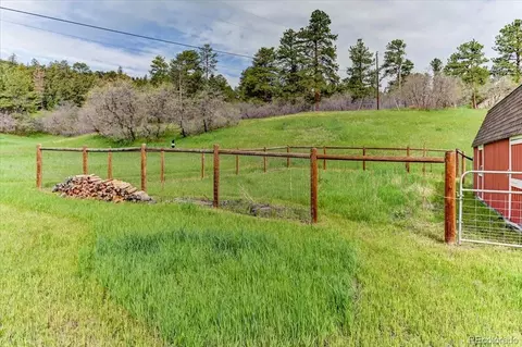 Exterior - 8752 S Ault Ln, Morrison, CO 80465 photo 6 of 7