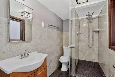Bath - 6417 High Dr, Morrison, CO 80465 photo 3 of 3