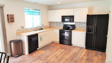 10136 Eudora Ct, Thornton, CO 80229 photo 4