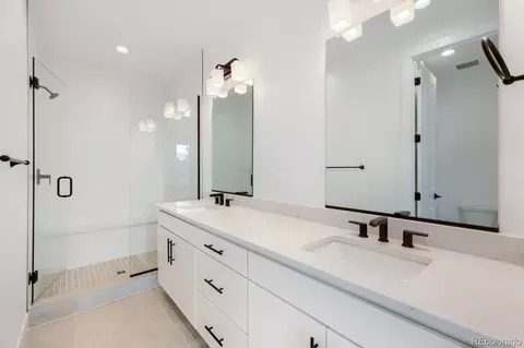 Bath - 10904 E Hinsdale Cir, Centennial, CO 80112 photo 1 of 1