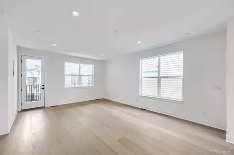 Living - 10904 E Hinsdale Cir, Centennial, CO 80112 photo 2 of 2