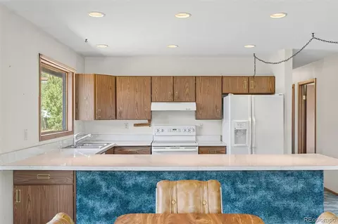 Kitchen - 143 Meadow Dr, Dillon, CO 80435 photo 4 of 4
