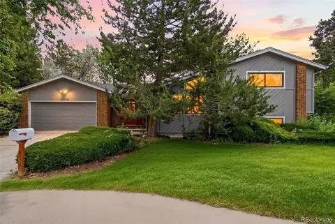7774 S Oneida Ct, Centennial, CO 80112