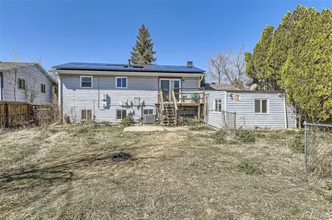 Exterior - 16592 E 11th Pl, Aurora, CO 80011 photo 7 of 9