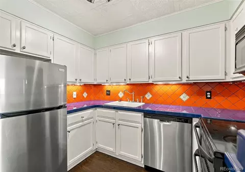 Kitchen - 335 Wright St #309, Lakewood, CO 80228 photo 2 of 3