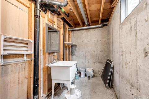 9002 E Amherst Dr #E, Denver, CO 80231 photo 31