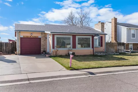 125 Mckinley Dr, Bennett, CO 80102