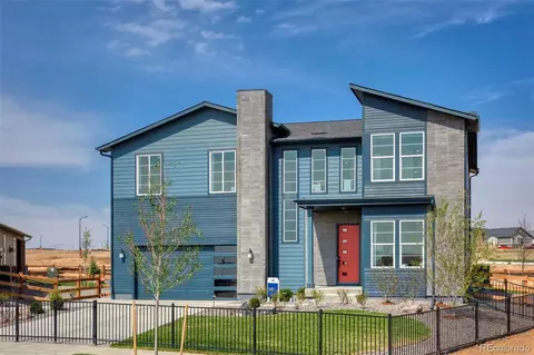 Exterior - 24043 E 39th Ave, Aurora, CO 80019 photo 2 of 3