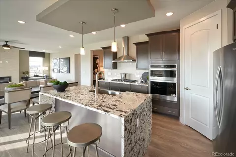 Kitchen - 24043 E 39th Ave, Aurora, CO 80019 photo 2 of 2