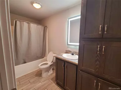 Bath - 8 E 8th St, Flagler, CO 80815 photo 3 of 4