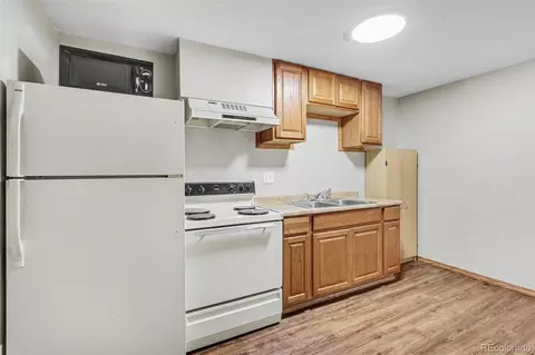 Kitchen - 451 Wright St #13, Lakewood, CO 80228 photo 3 of 3