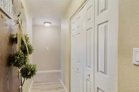 140 E Highline Cir #101, Centennial, CO 80122 photo 2