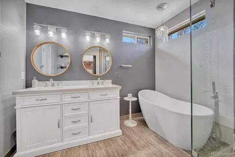 Bath - 2371 Broadleaf Loop, Castle Rock, CO 80109 photo 2 of 5