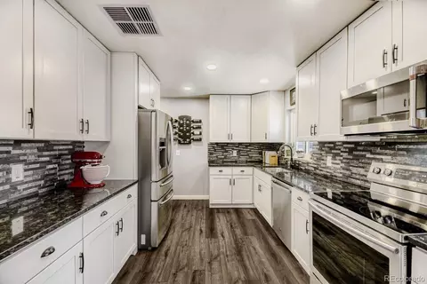 6457 Lee St, Arvada, CO 80004 photo 5