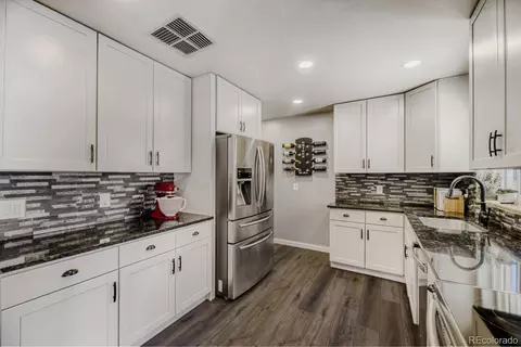 6457 Lee St, Arvada, CO 80004 photo 4