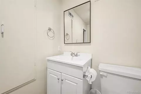 Bath - 8413 E Kenyon Dr, Denver, CO 80237 photo 6 of 7