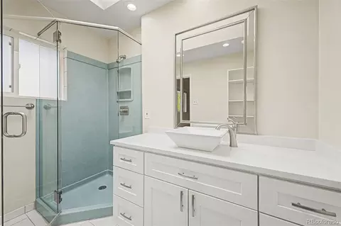 Bath - 8413 E Kenyon Dr, Denver, CO 80237 photo 4 of 7