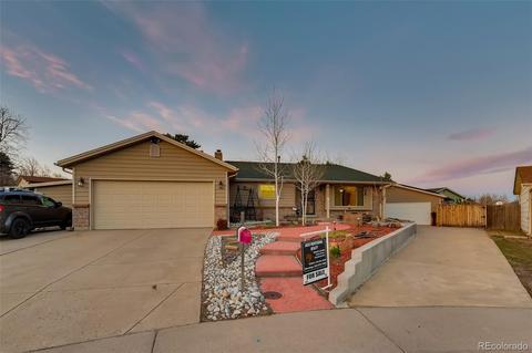 18099 E Pacific Pl, Aurora, CO 80013 photo 2