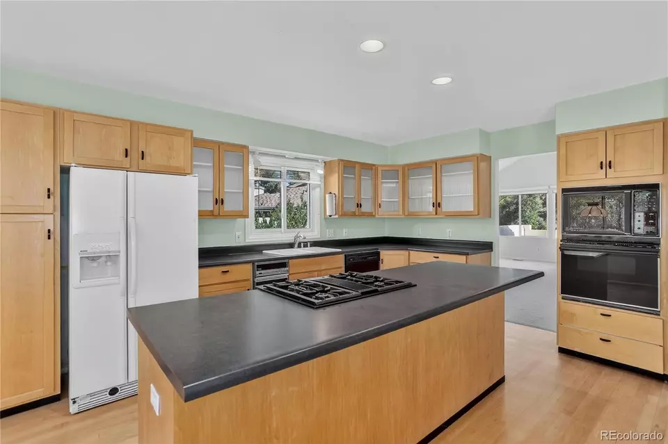 Kitchen - 7971 Arrowhead Ct, Lone Tree, CO 80124 photo 3 of 4
