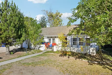 6708 S Detroit Cir, Centennial, CO 80122
