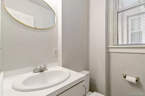 Bath - 814-818 E 19th Ave, Denver, CO 80218 photo 1 of 2