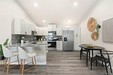 Kitchen - 875 E 78th Ave #71, Denver, CO 80229 photo 5 of 6