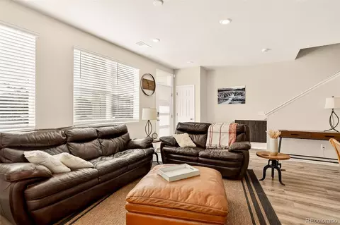 22241 E 7th Pl, Aurora, CO 80018 photo 3