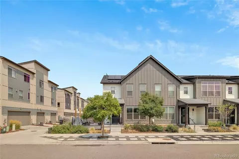 Exterior - 9811 E 56th Pl, Denver, CO 80238 photo 4 of 9