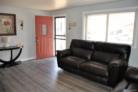 451 Iola St, Aurora, CO 80010 photo 17